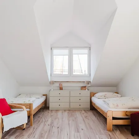 Gosciniec Adam Guest house *